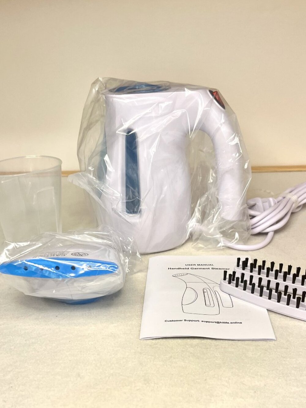 Hilife Portable Garment Steamer * New In Box * Great For Travel
